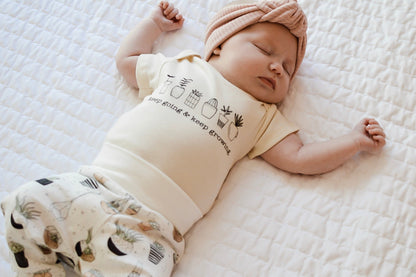 Tenth & Pine Keep Going & Keep Growing Organic Cotton Baby Bodysuit
