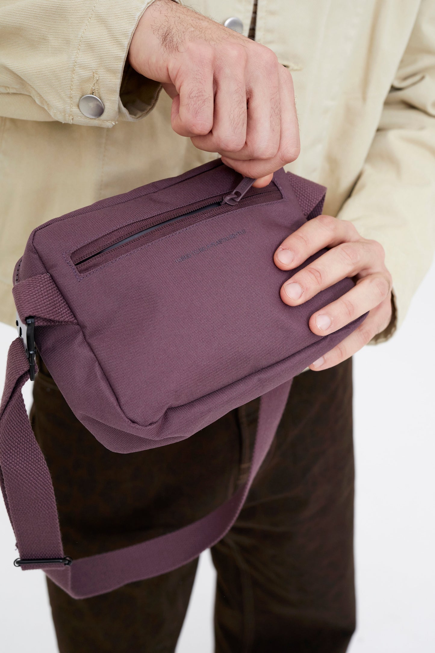 Reef Crossbody Maroon