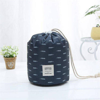 Threaded Pear Portable Cosmetic Bags