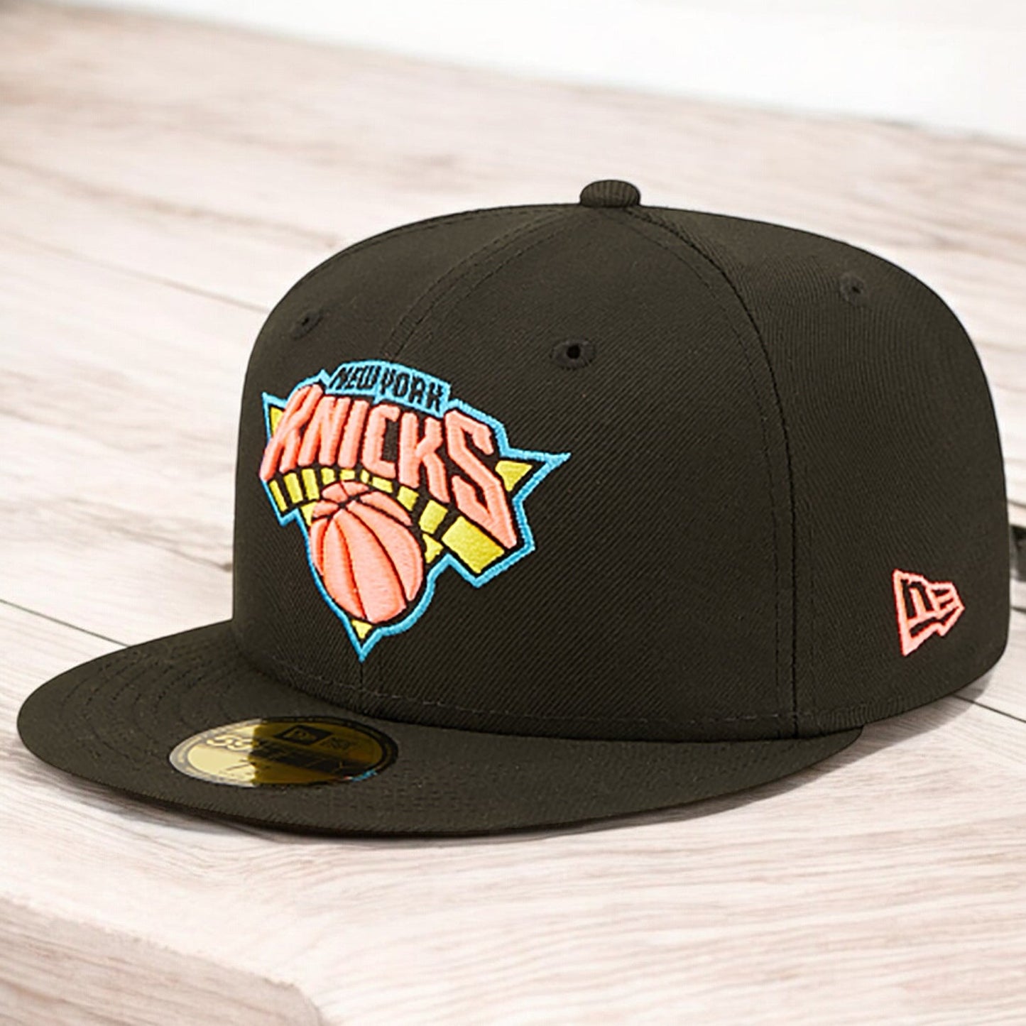 New Era Men's NBA 5950 Pink Glow Fitted Knicks