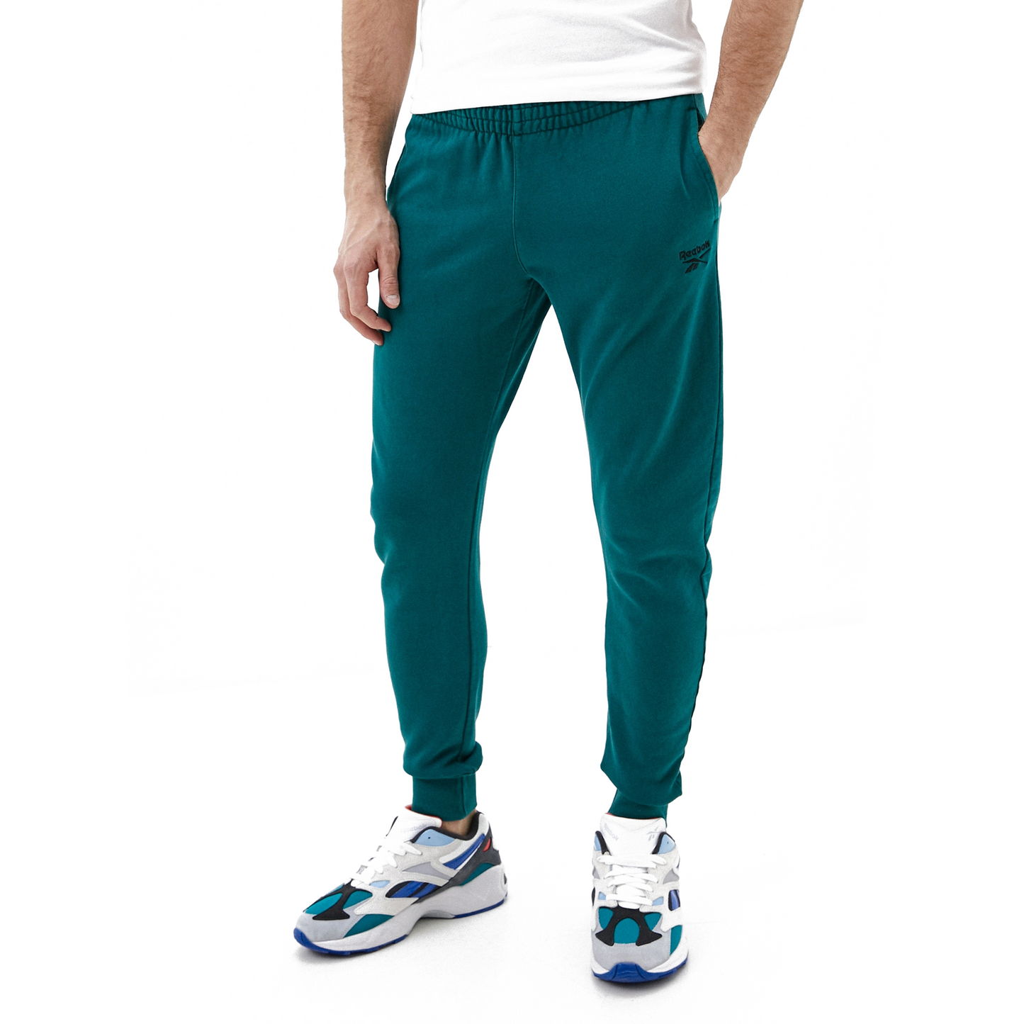 Reebok Men's Classics Premium Vector Washed Pant