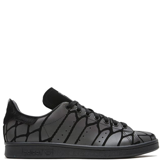 Core Black / Core Black / Core Black-