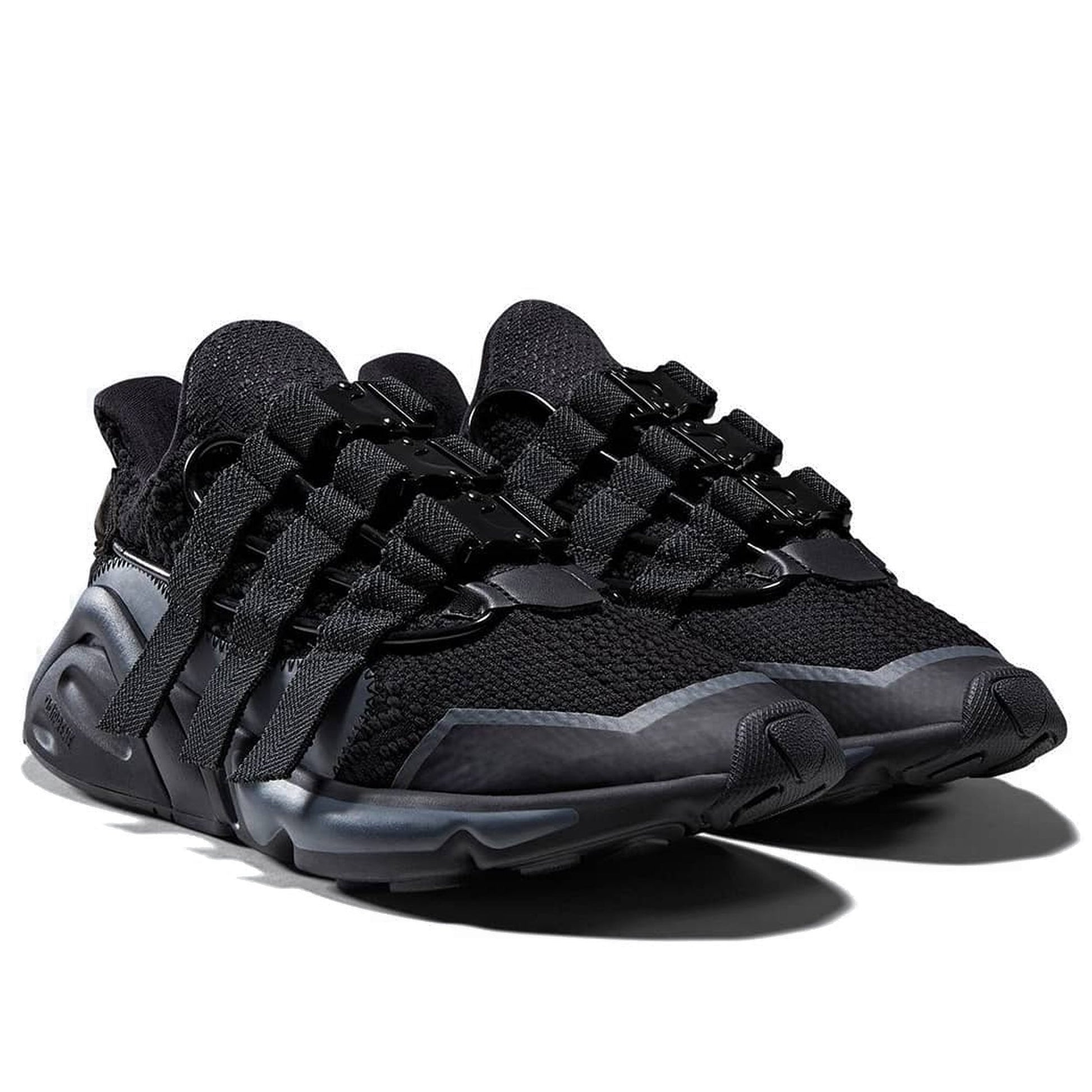 Core Black / Carbon / Core Black-