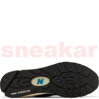 Reebok Men's New Balance Made By Teddy Santis M990Tb2 Sandals