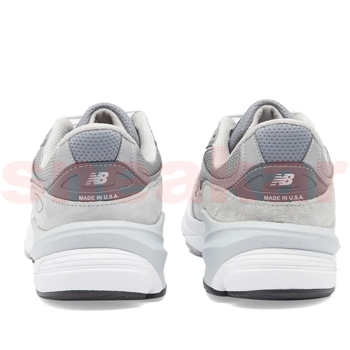 New Balance Men's M990V6 Sneakers