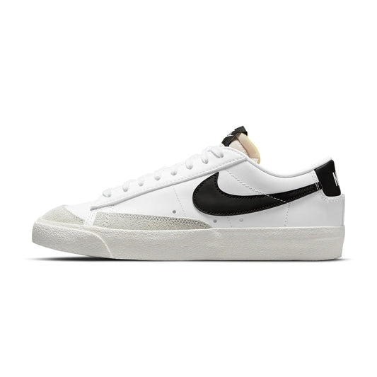 Nike Women's Blazer Low 77 W Sneakers