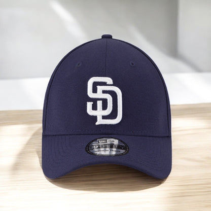 New Era Men's MLB 39Thirty Flex Fit Cap Padres