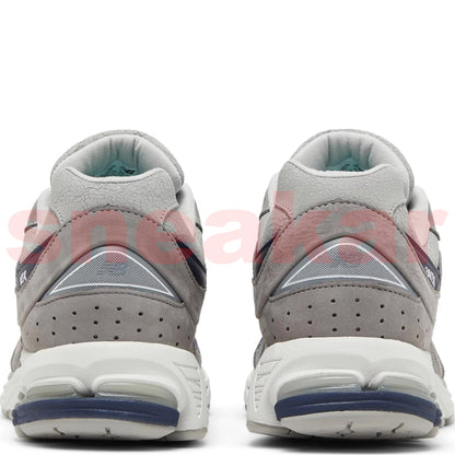 New Balance Men's X Thisisneverthat M2002Rth Sneakers