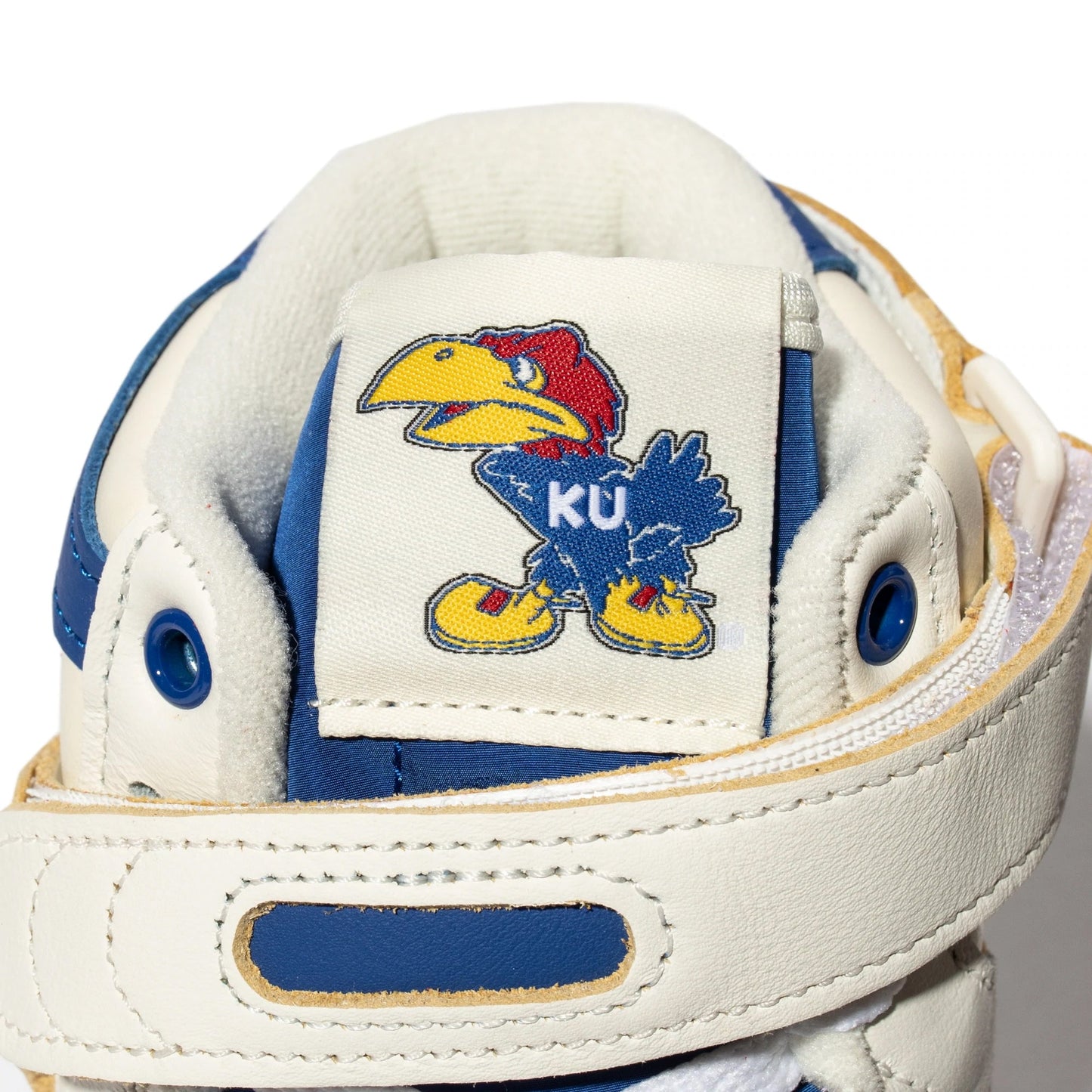 Clowhi,Royblu,Tmpwrd-