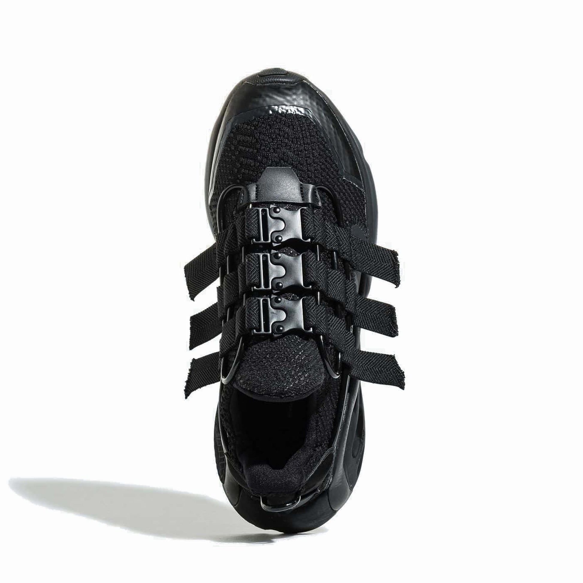 Core Black / Carbon / Core Black-