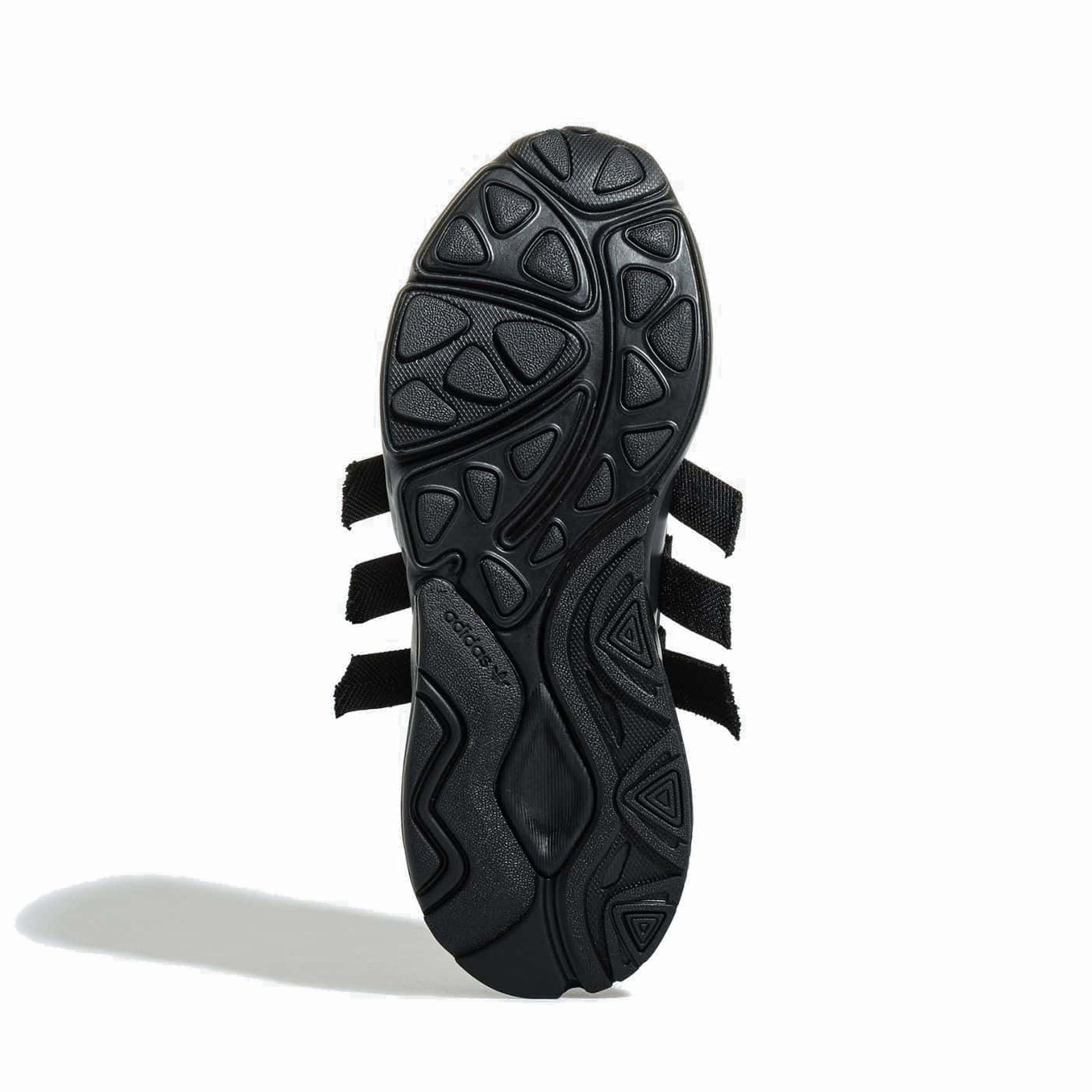 Core Black / Carbon / Core Black-