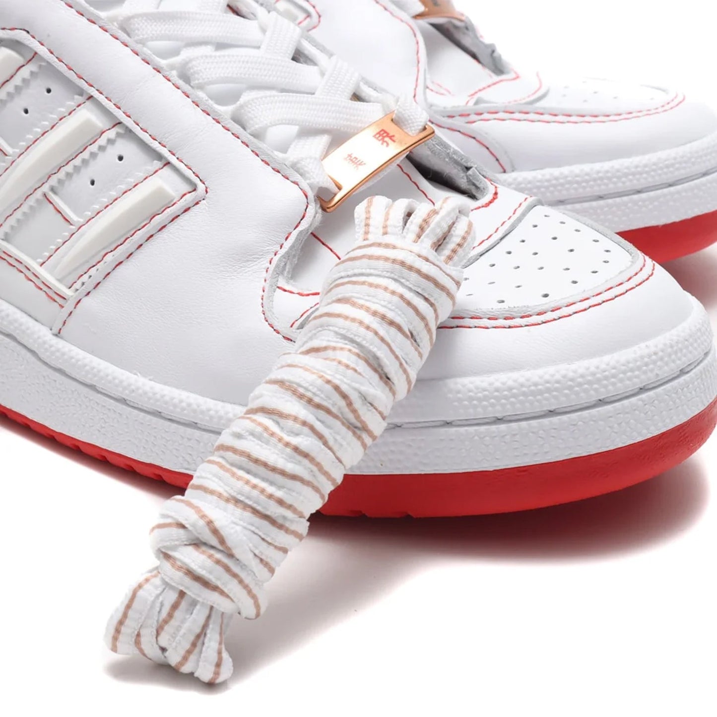 Ftwwht,Ftwwht,Scarle-