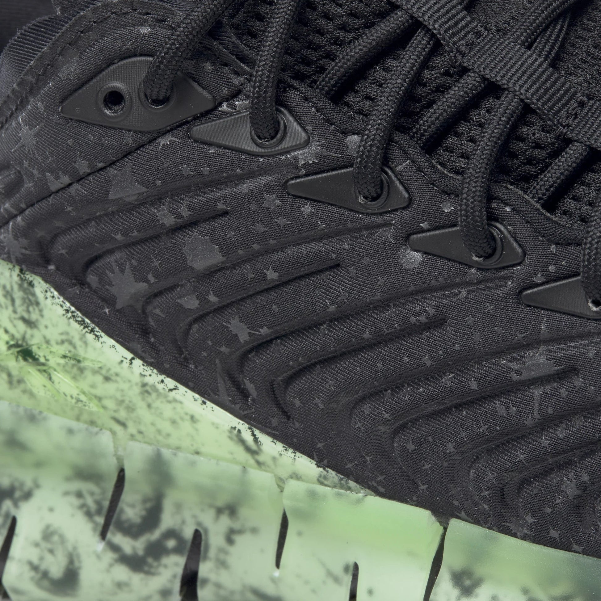 Black/Silvmt/Neored-