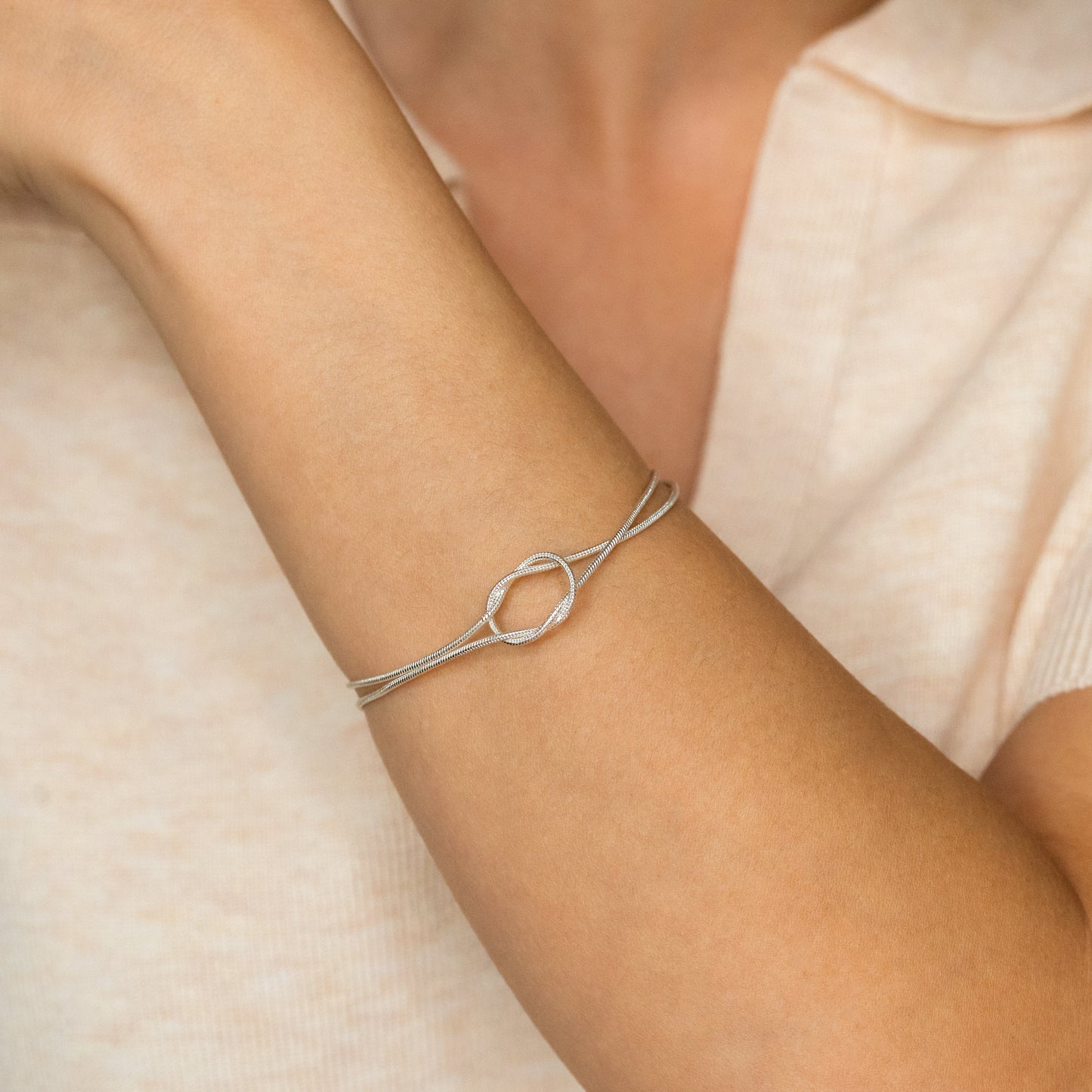 Mint & Lily Dainty Knot Bracelet