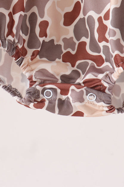 Khaki Camouflage Cross Deer Embroidery Bubble