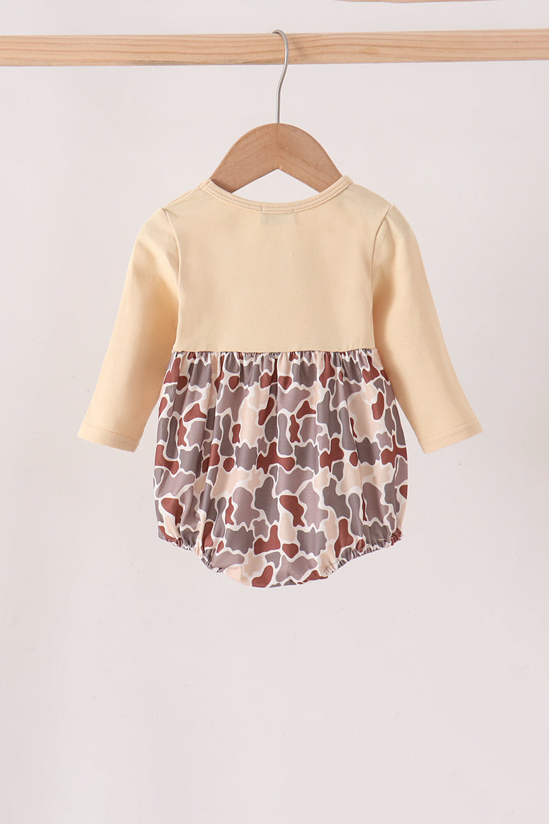 Khaki Camouflage Cross Deer Embroidery Bubble