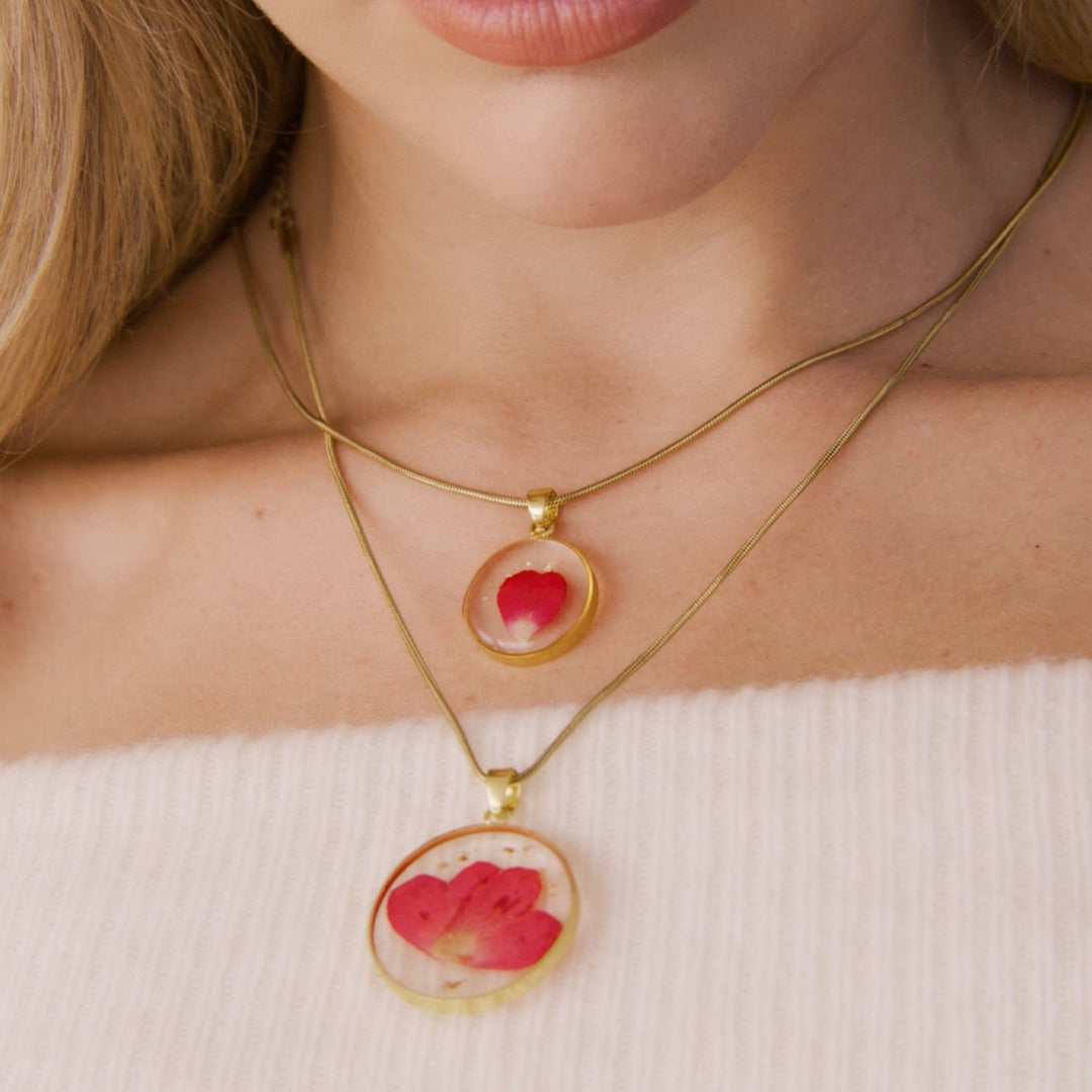 Mint & Lily Pressed Birth Flower Necklace