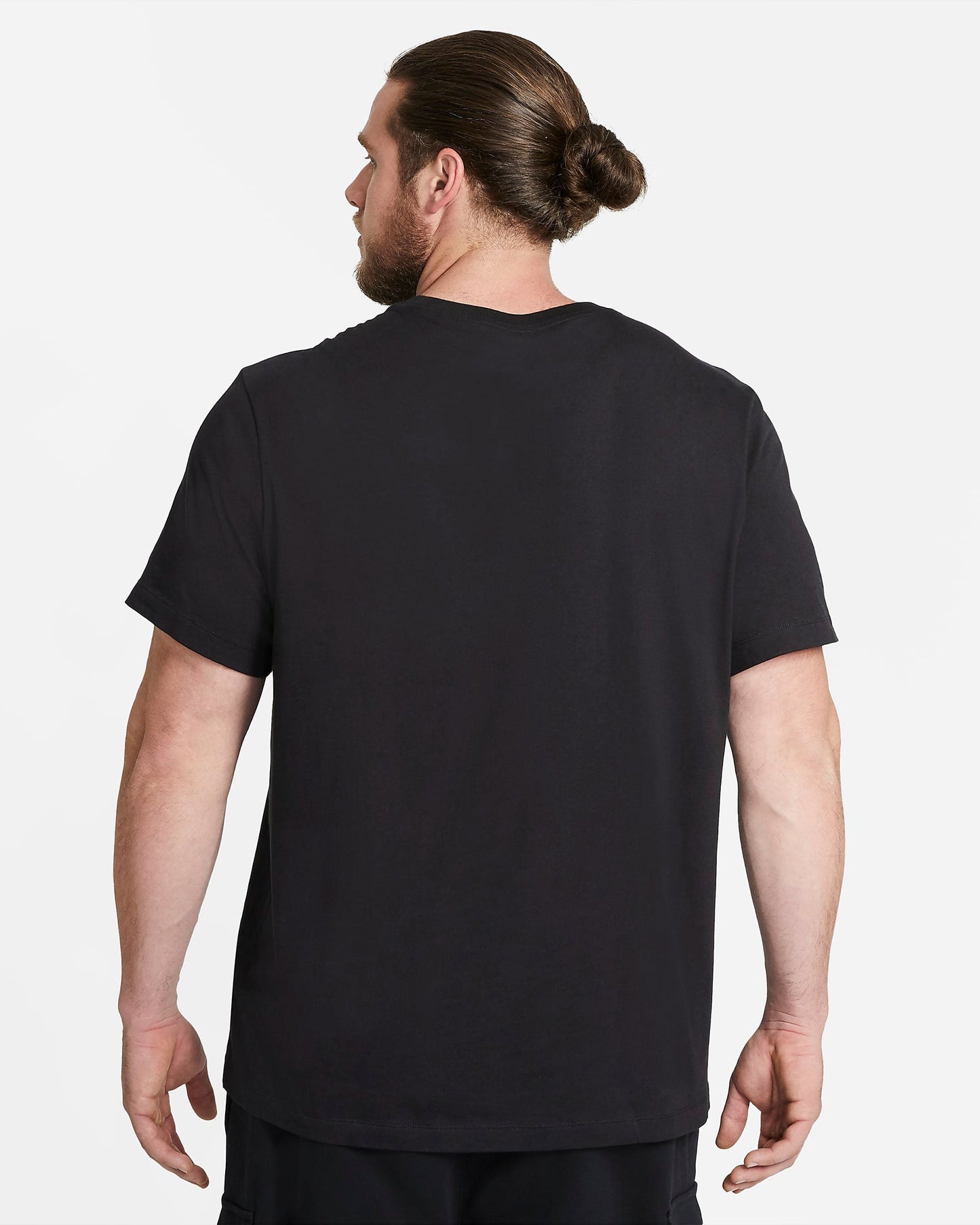 Nike Men's Sportswear Club T-Shirt