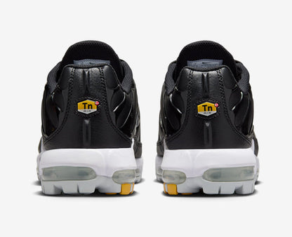 Nike Men's Air Max Plus G Sneakers