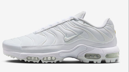 Nike Men's Air Max Plus G Sneakers