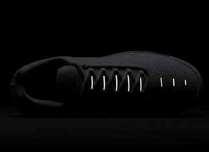 Nike Men's Air Max Plus G Sneakers