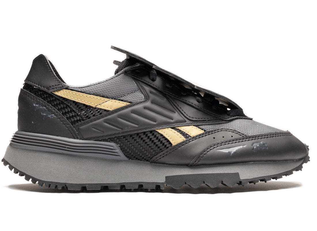 Core Black / Alloy / Matte Gold-