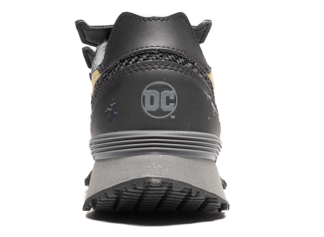 Core Black / Alloy / Matte Gold-