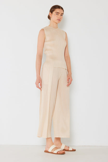 Marina West P03WP Pleated Wide-Leg Cropped Pants