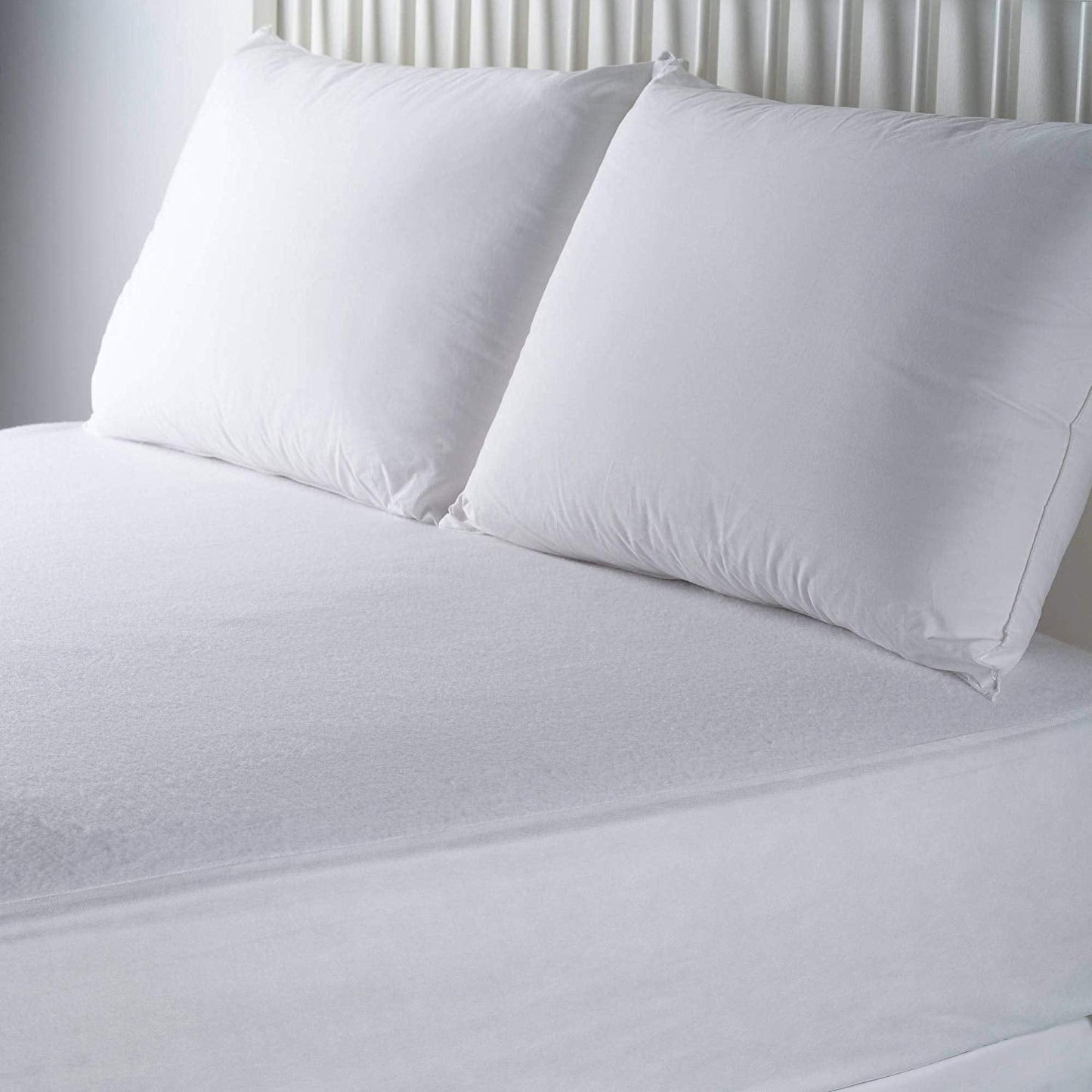 Mattress Encasement Protector - Blocks Out Liquids, Bed Bugs, Dust Mites and Allergens by J&V Textiles