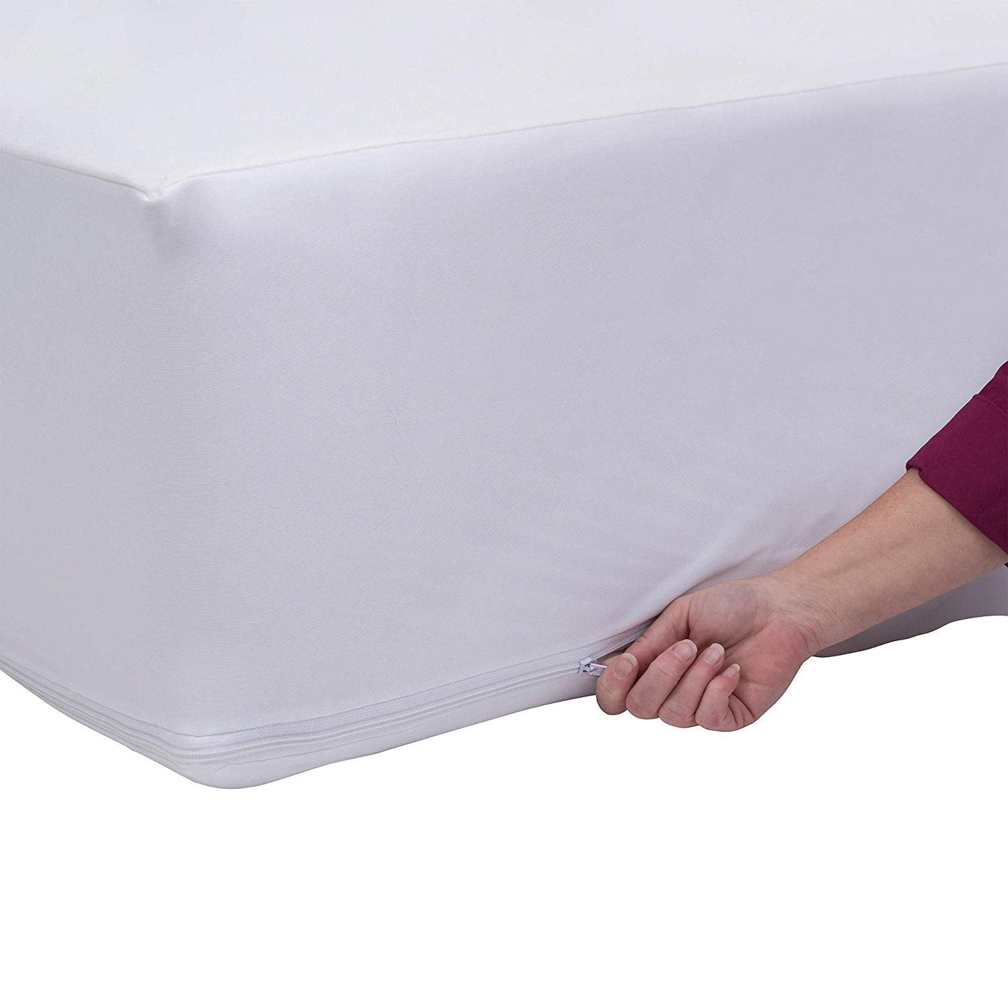 Mattress Encasement Protector - Blocks Out Liquids, Bed Bugs, Dust Mites and Allergens by J&V Textiles