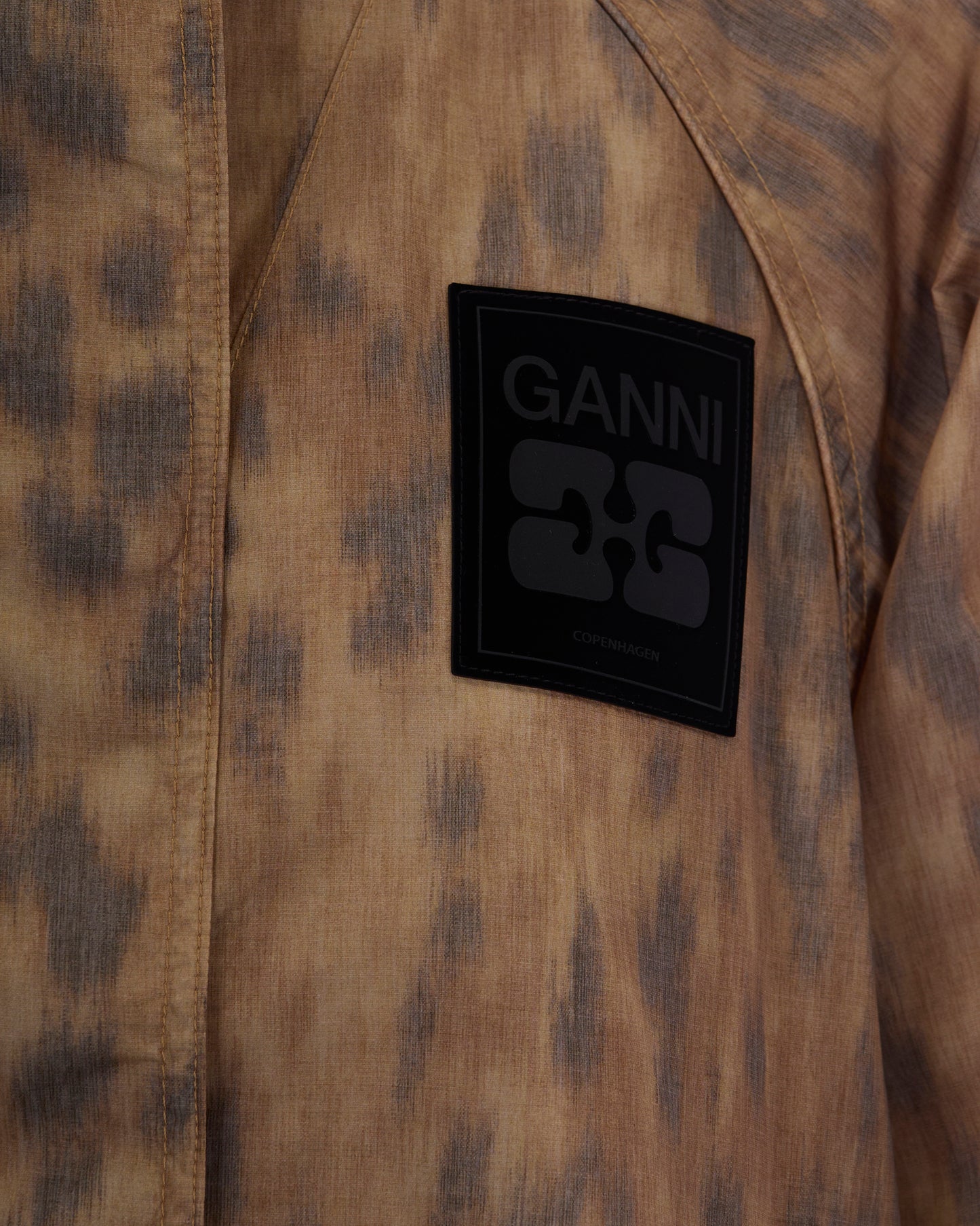 Ultralight Printed Jacket Butter