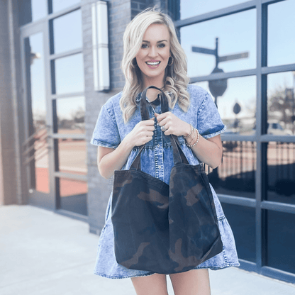 Kristy Canvas Tote - Threaded Pear