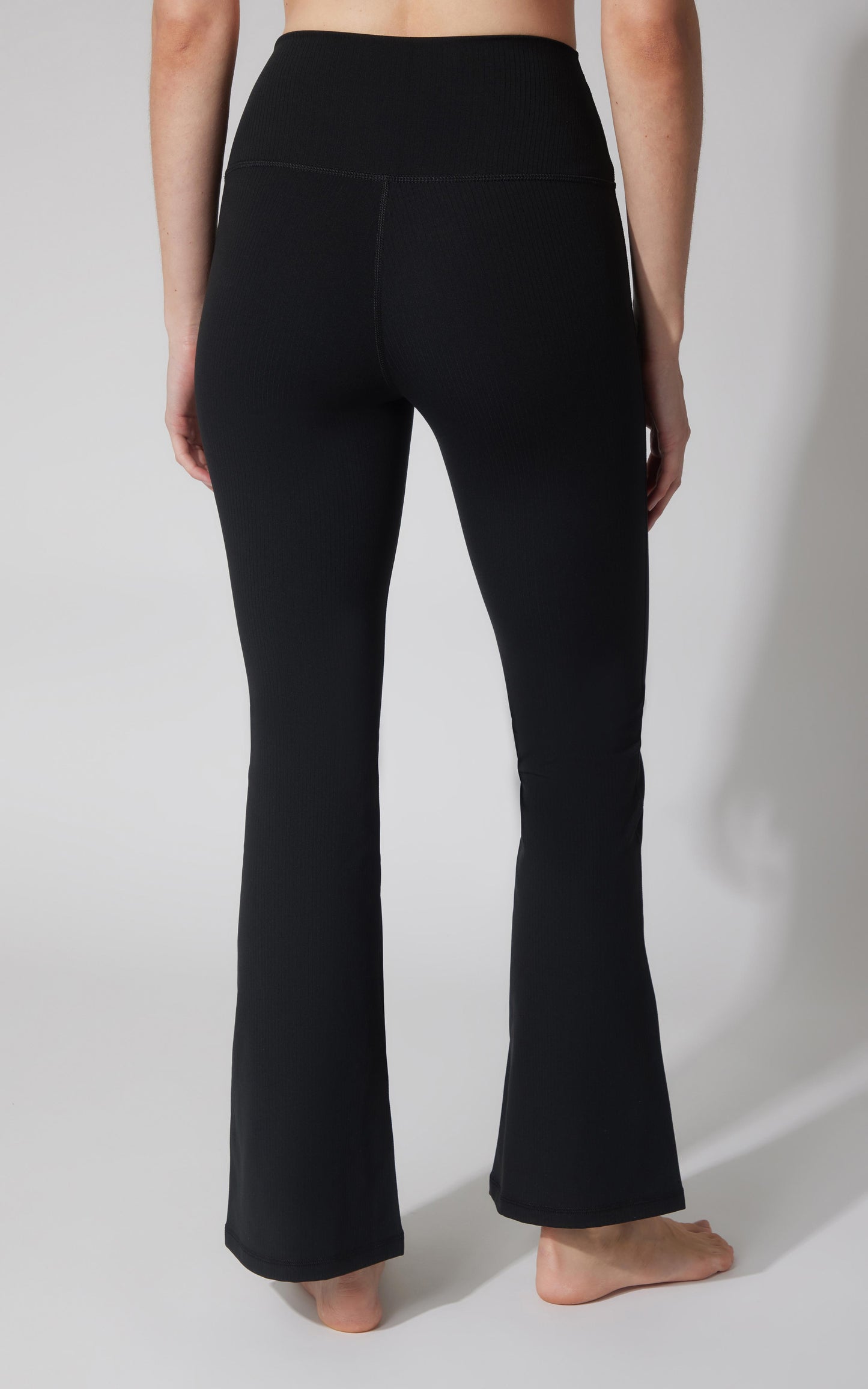 Felix Ribbed Elastic Free Waist 7/8 Flare Leg Pant