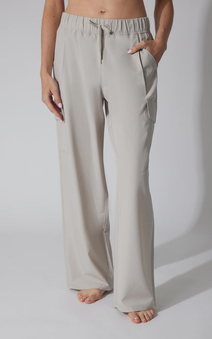 Lightstreme Wide Leg Cargo Pocket Pant
