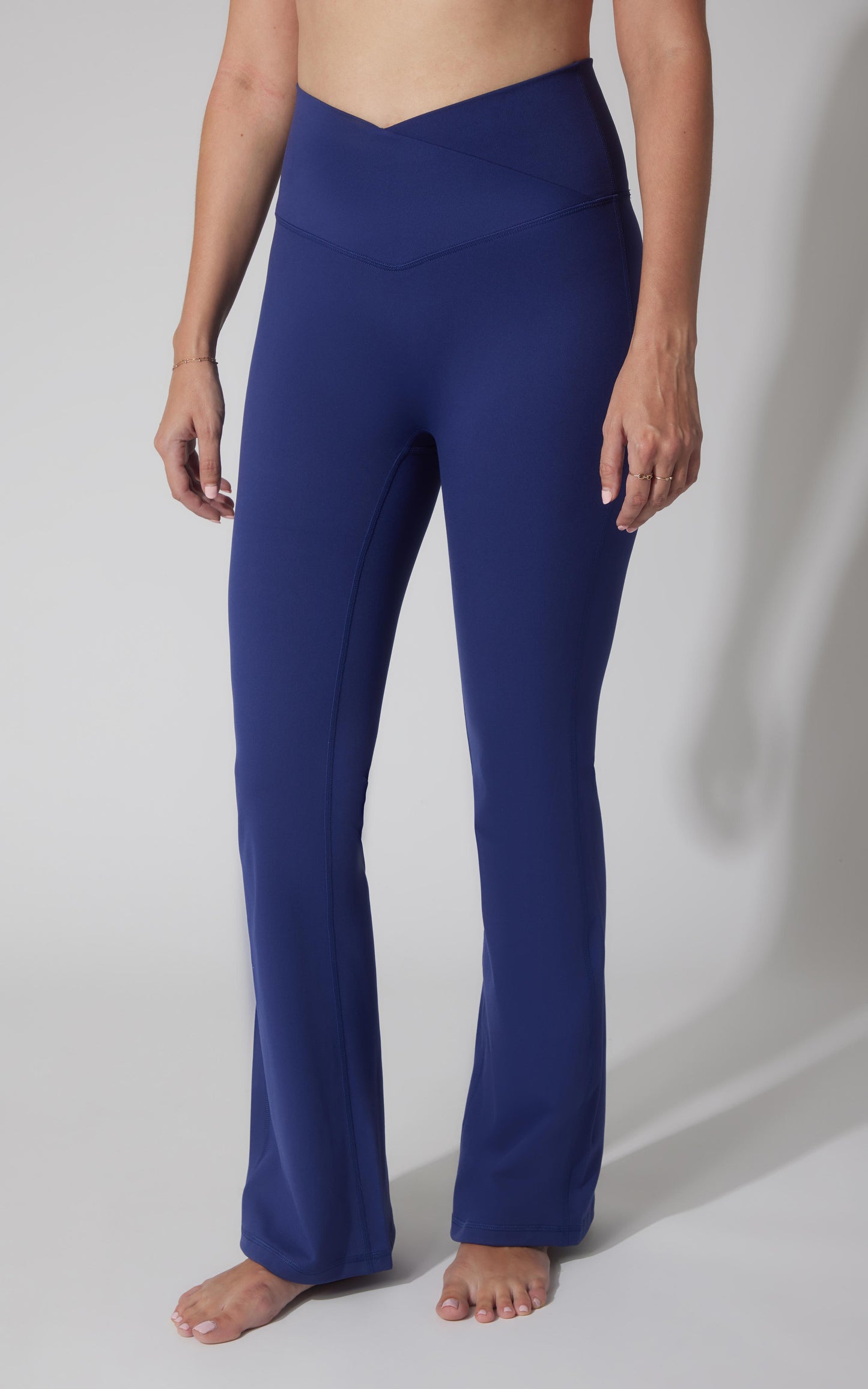 Lux Sophia 29.5" Crossover Flare Pant