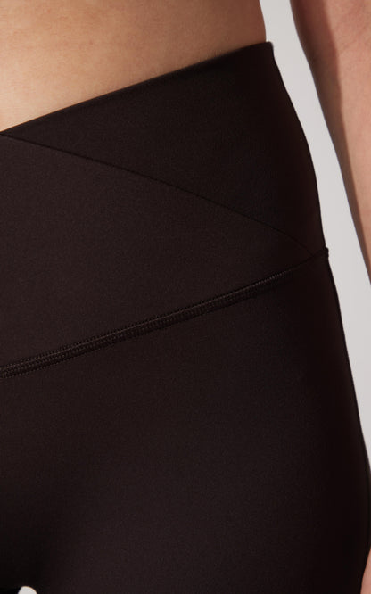 Lux Sophia 29.5" Crossover Flare Pant