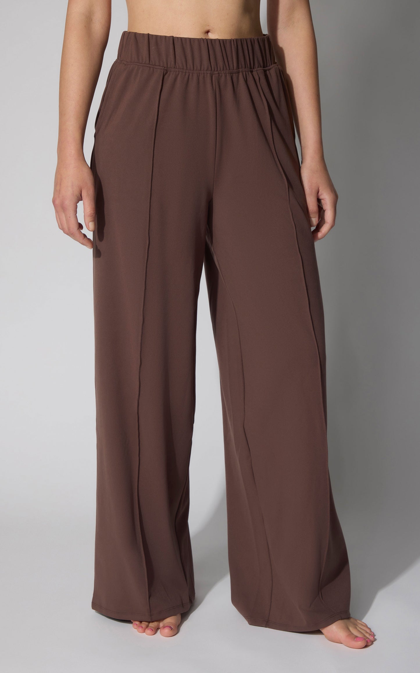 Lux La Brea Pintuck Pant