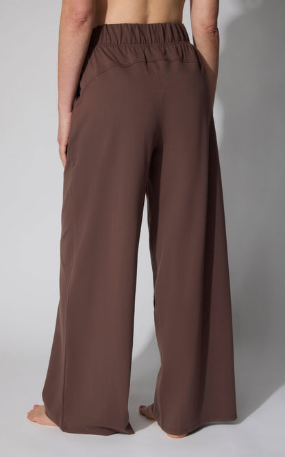 Lux La Brea Pintuck Pant