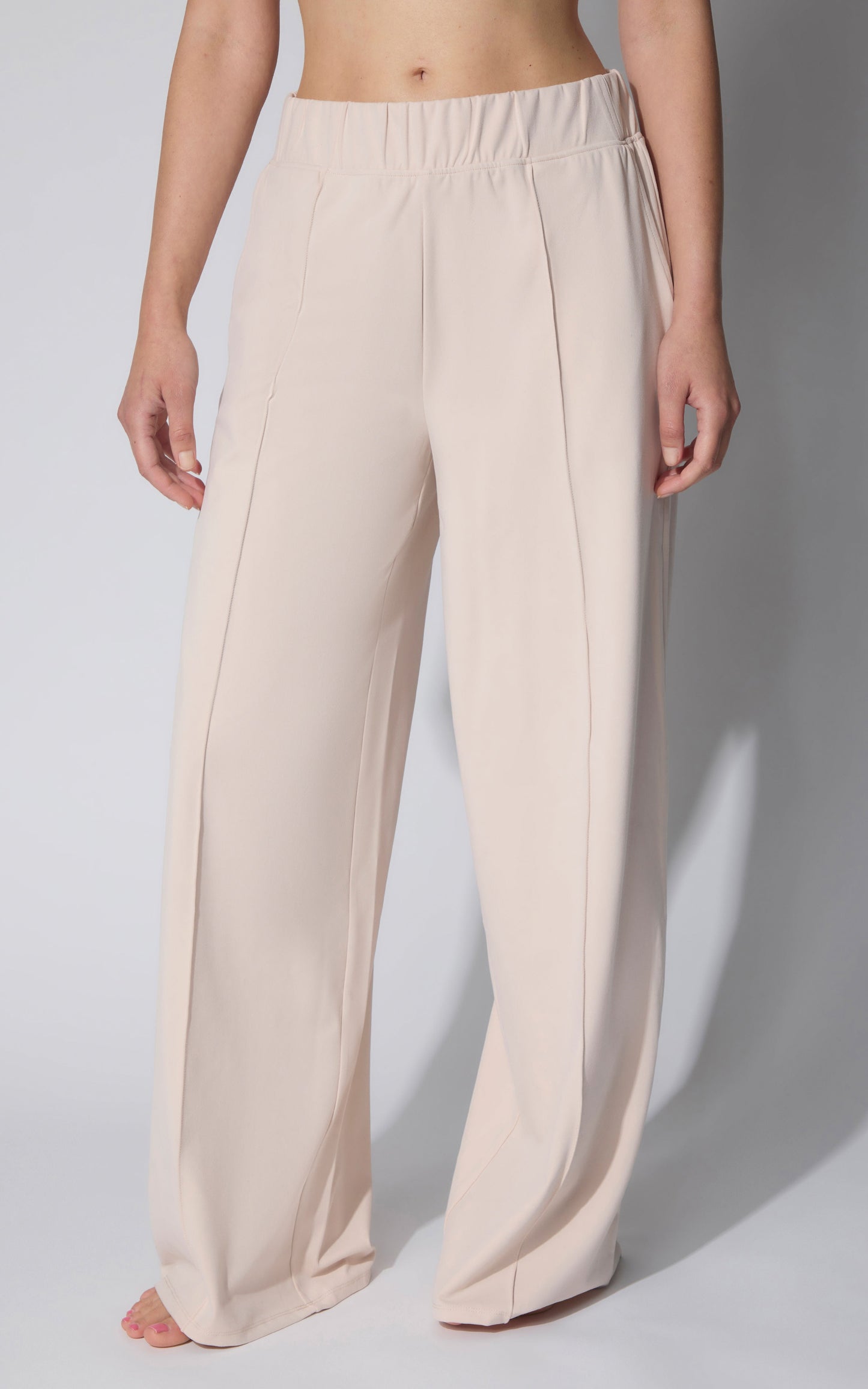 Lux La Brea Pintuck Pant