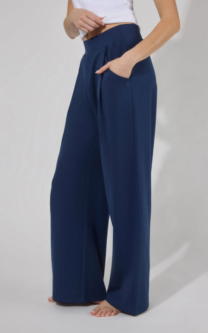Lux Park Ave Wide Leg Pleated Pant W/ Side Pockets