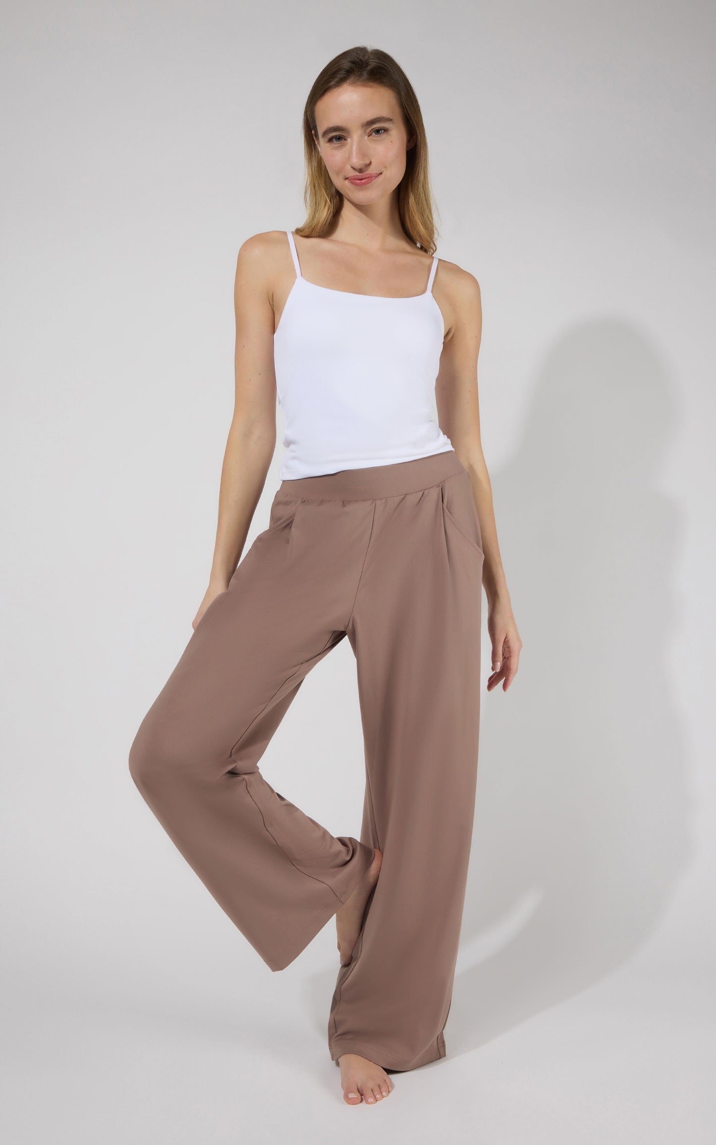 Lux Park Ave Wide Leg Pleated Pant W/ Side Pockets