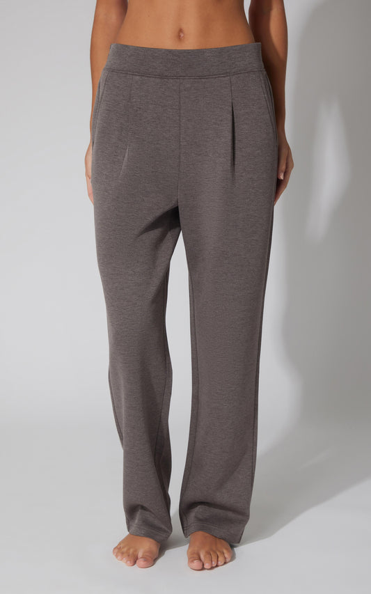 Softlite Straight Leg Pant - Our Cafe Story