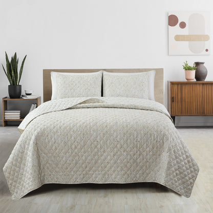 Patina Vie Maison Vintage Floral Printed Quilt Set With Shams