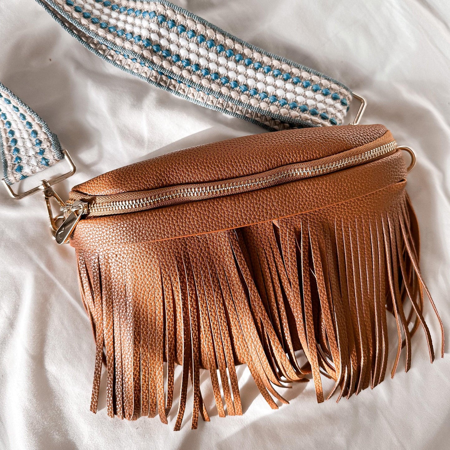 Threaded Pear Saylor Crossbody | Choose Your Strap