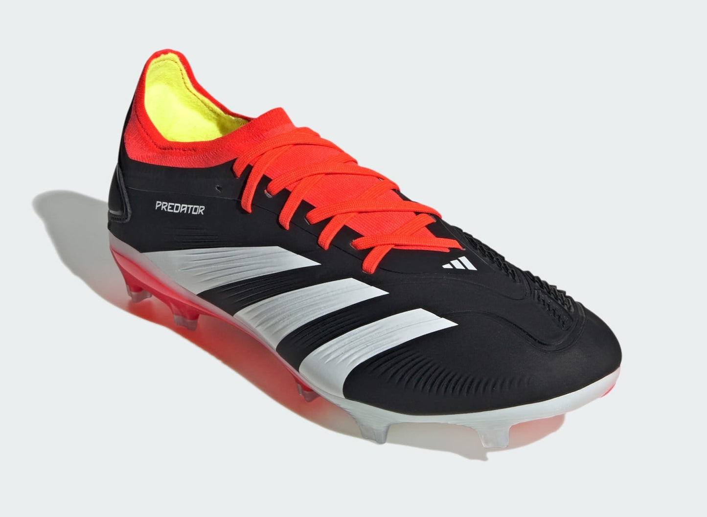 Core Black/Cloud White/Solar Red-