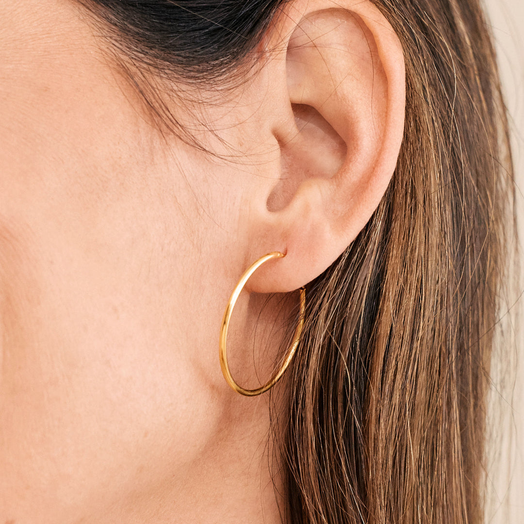 Mint & Lily Endless Hoop Earrings