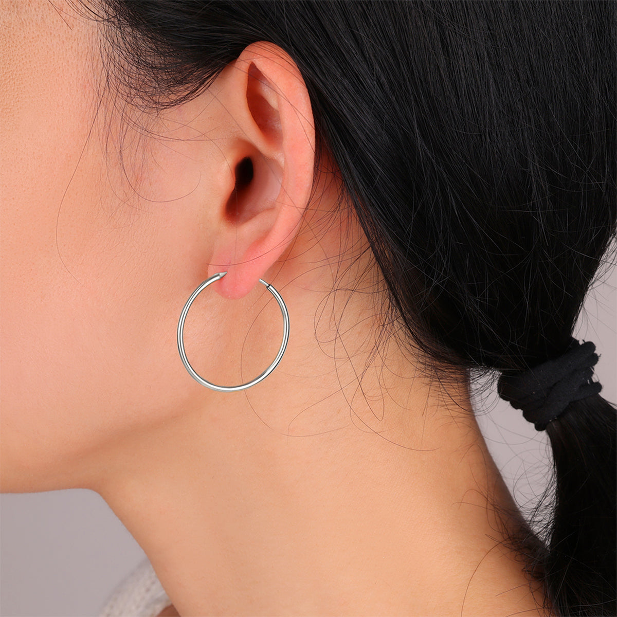 Mint & Lily Endless Hoop Earrings