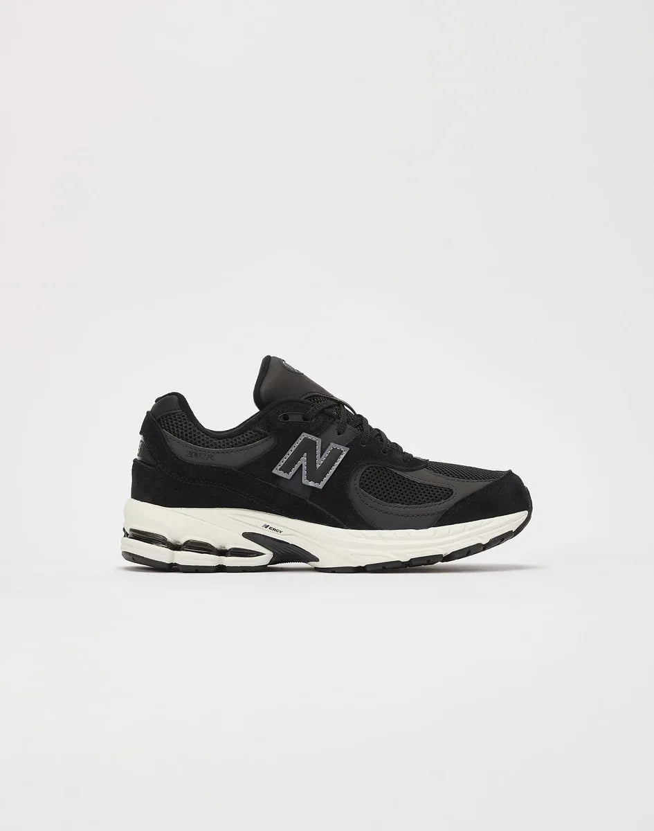 New Balance 2002R Big Kids' (GS) Sneakers — Black Suede Low-Top