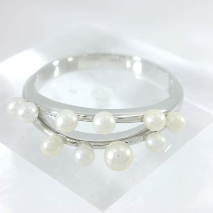 Pearl Cluster Ring