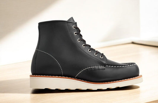 Red Wing Shoes Women's Red Wing Classic Moc 6-Inch Short Boot Medium Width Width)